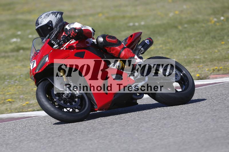 /05 07.04.2026 Cornu Master School ADR/Gruppe rot/27